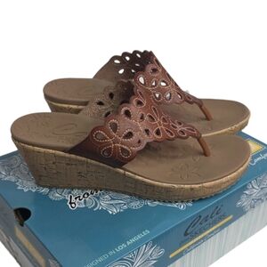 Skechers "Cali" Luxe Foam Sandals